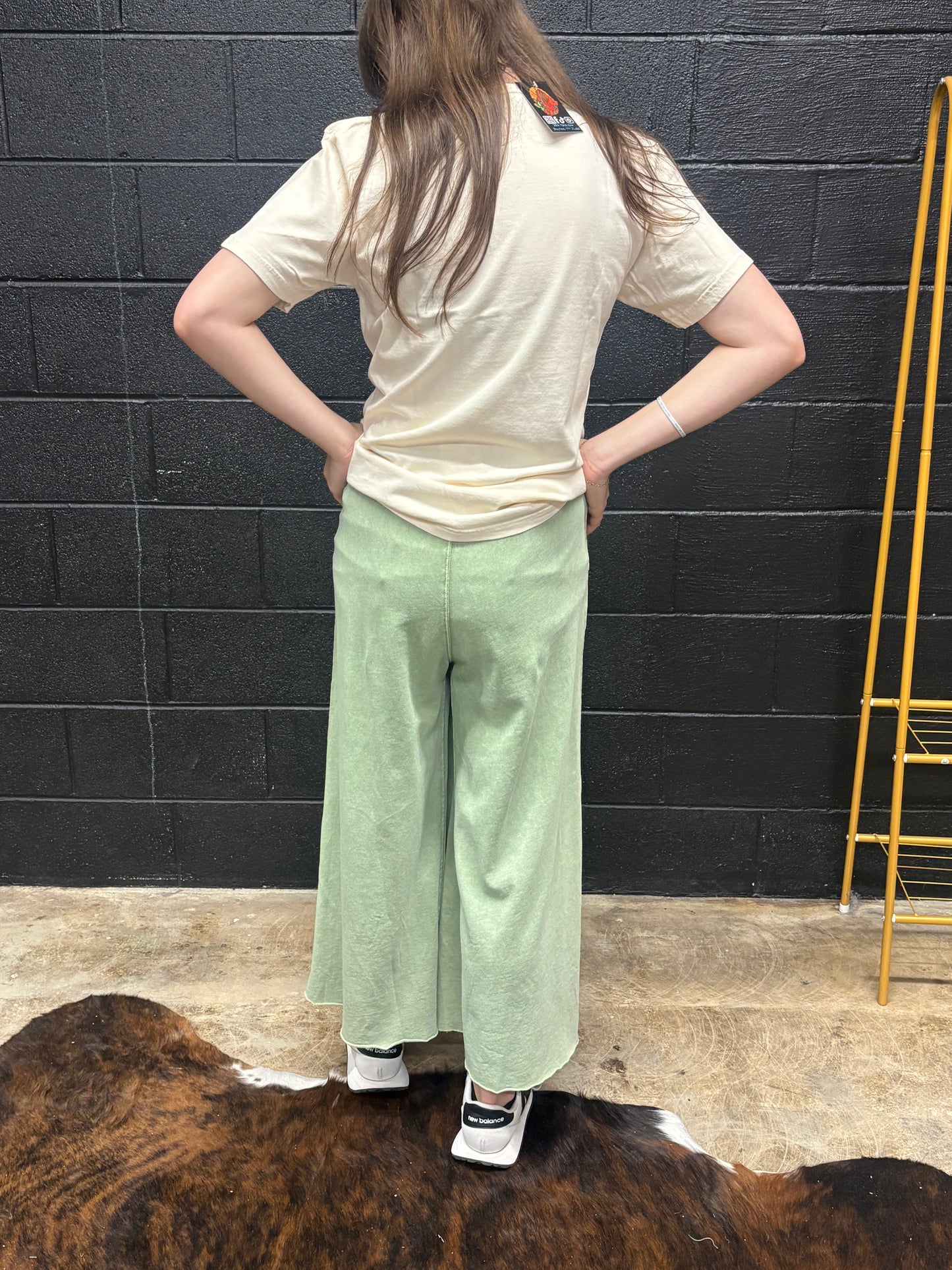 Easel Green Pants