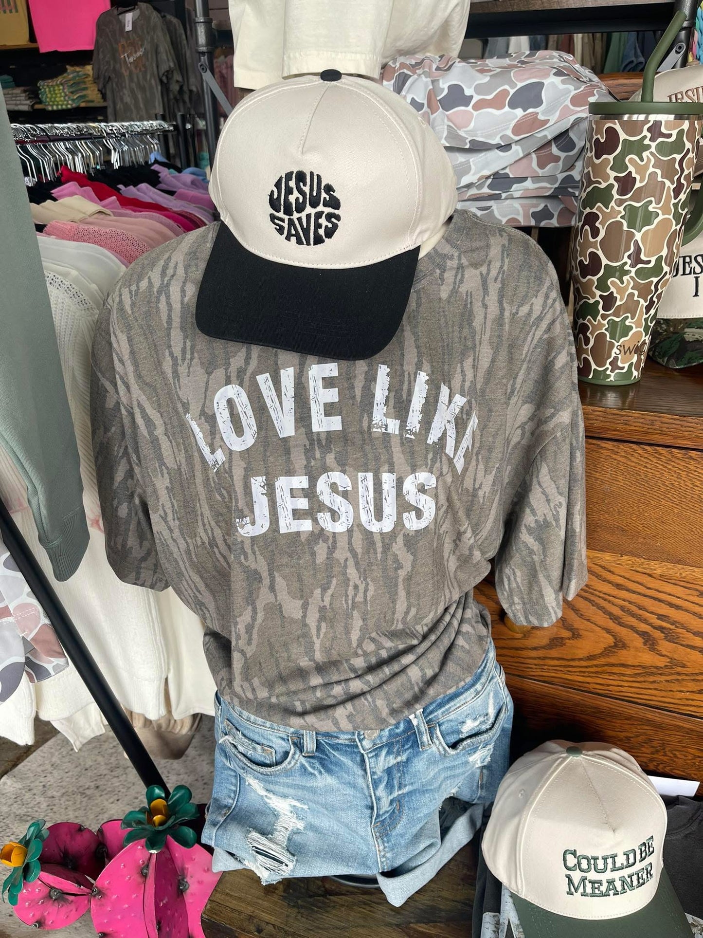 Love Like Jesus Bottomland Tee