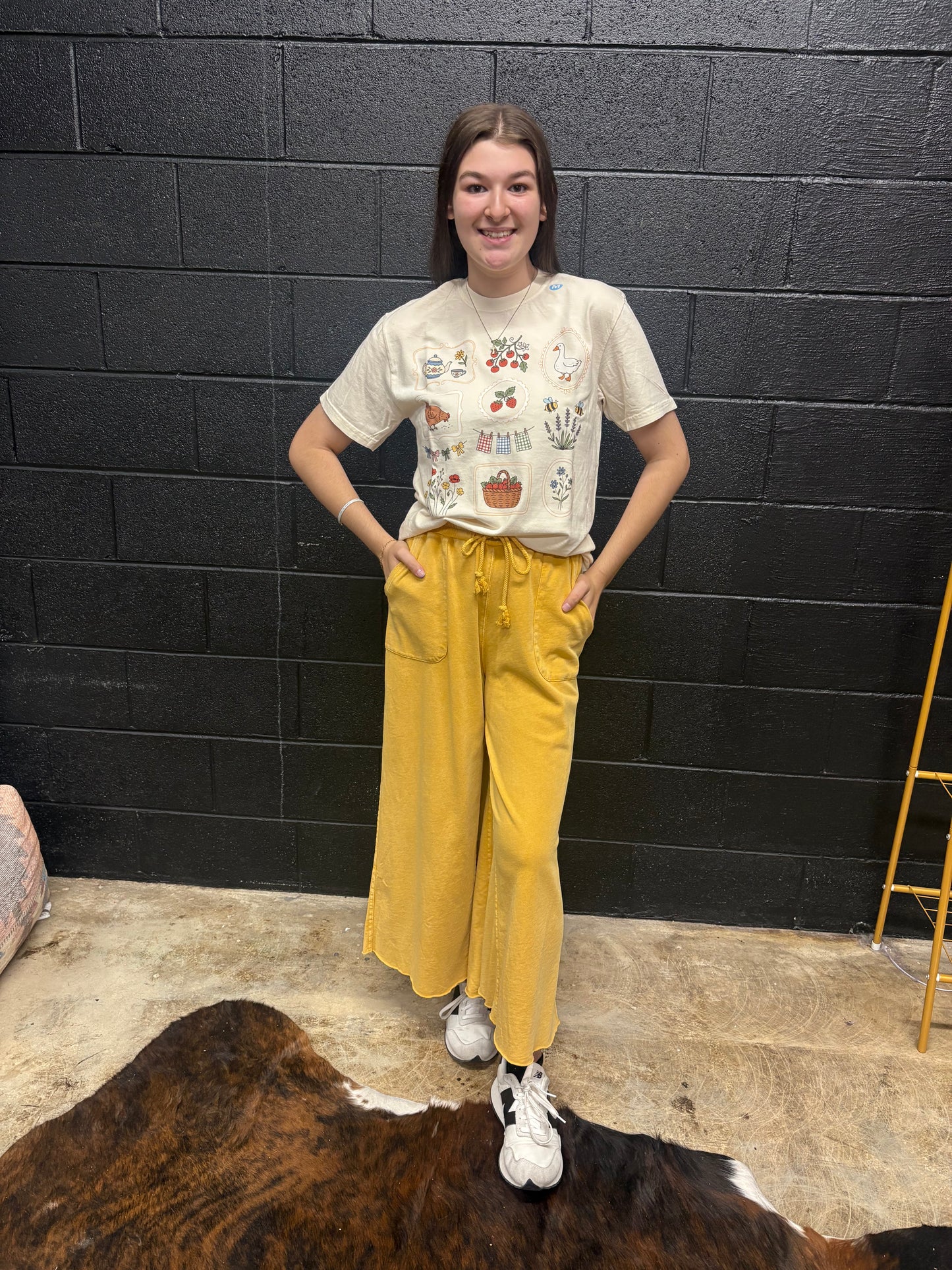 Easel Yellow Pants