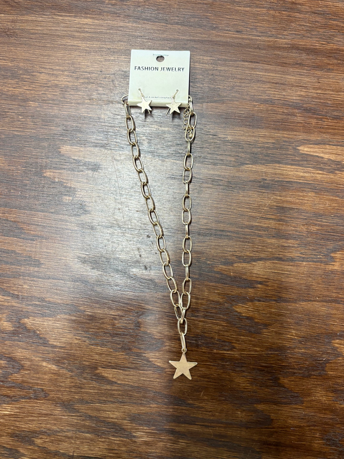 Small Sized Chunky Star Necklace with Earrings