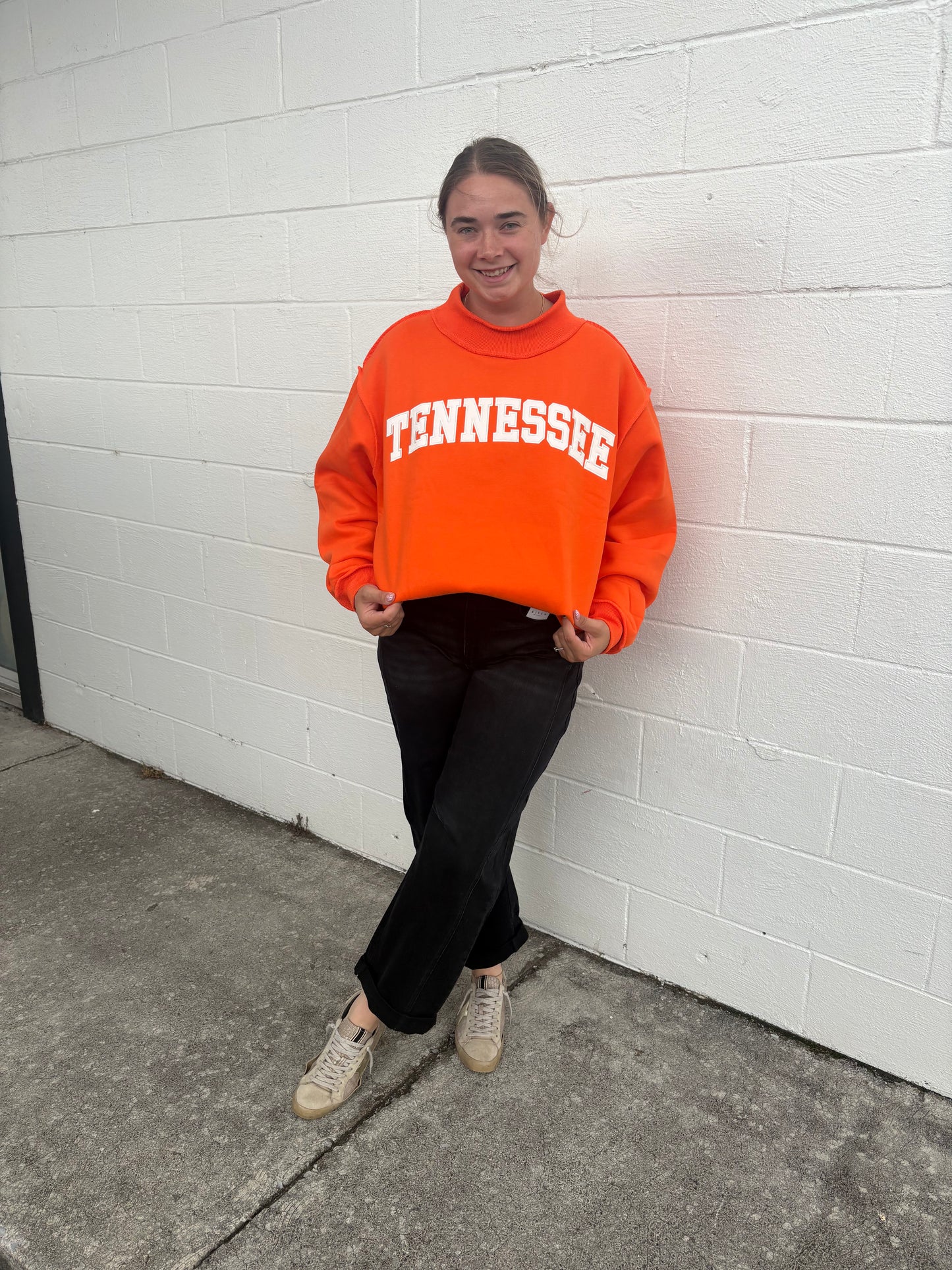 Bucketlist TN ORANGE MOCKNECK SWEATSHIRT