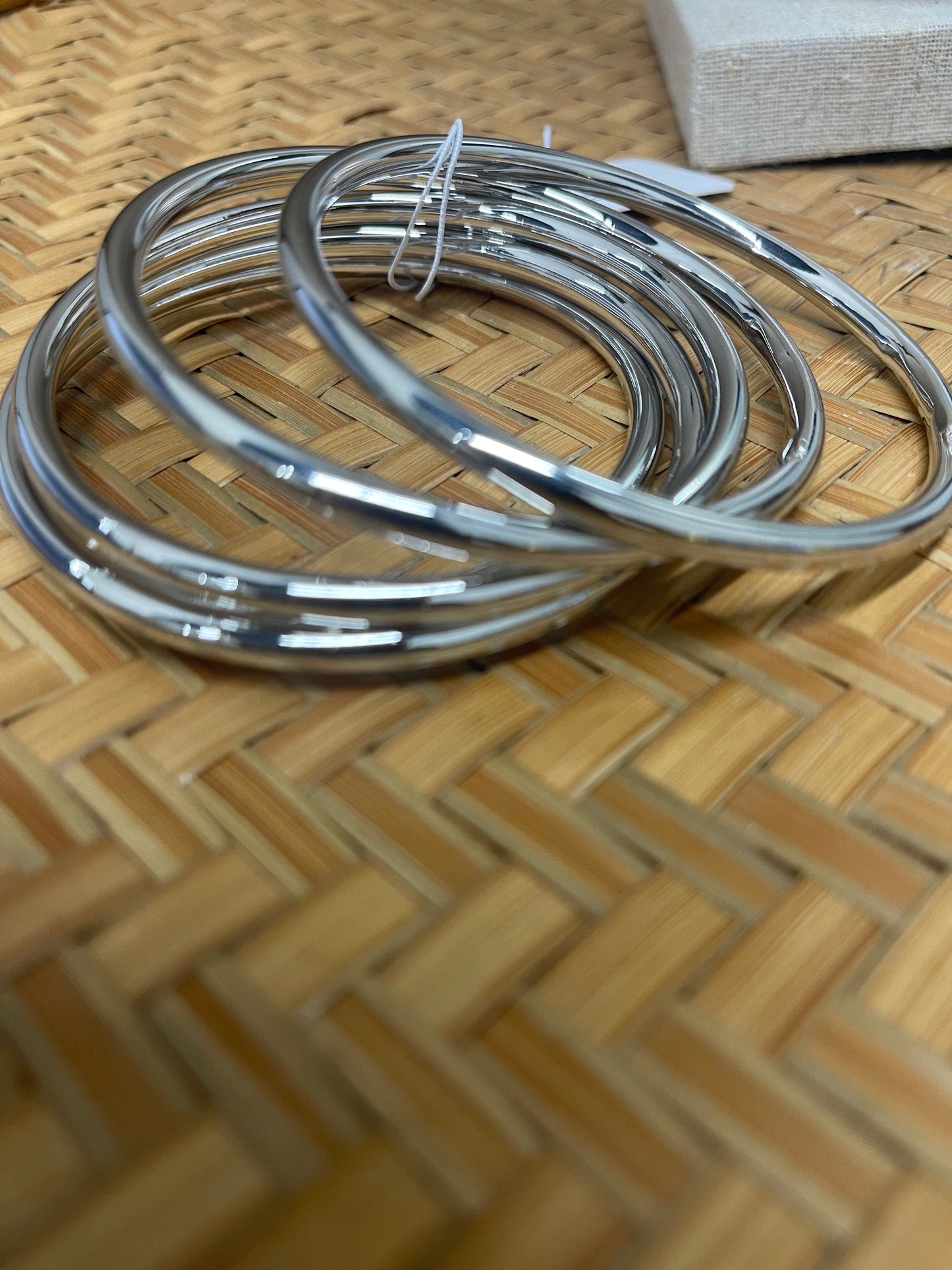 Silver bangels set of 5